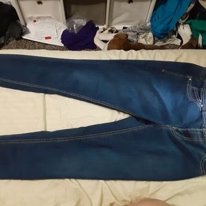 Bedazzled jeans,boyfriend cut